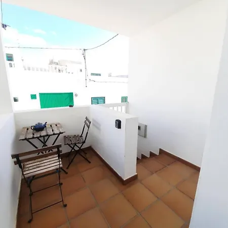 Surf Wifi Apartment Famara